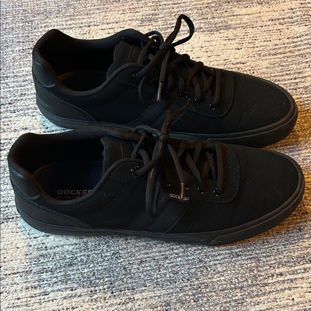 Dockers Men's Black Sneakers